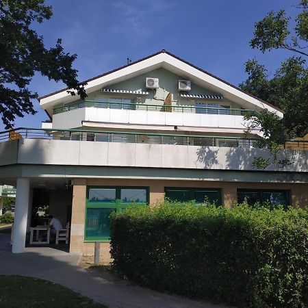 Apartmany Puerto Senec Exterior foto
